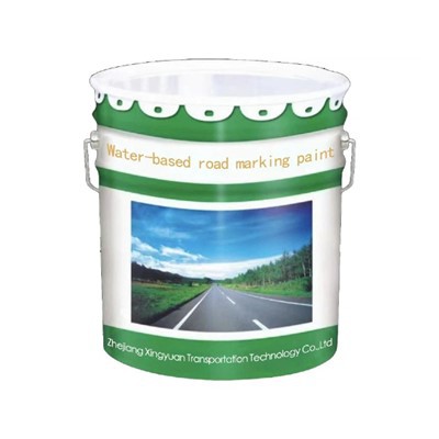 Pintura de tráfico a base de agua